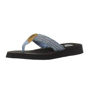 Yellow Box FIANNI DENIM FLIP FLOPS MEDIUM WIDTH NEW IN BOX